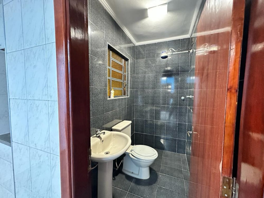 Casa, 3 quartos, 220 m² - Foto 15