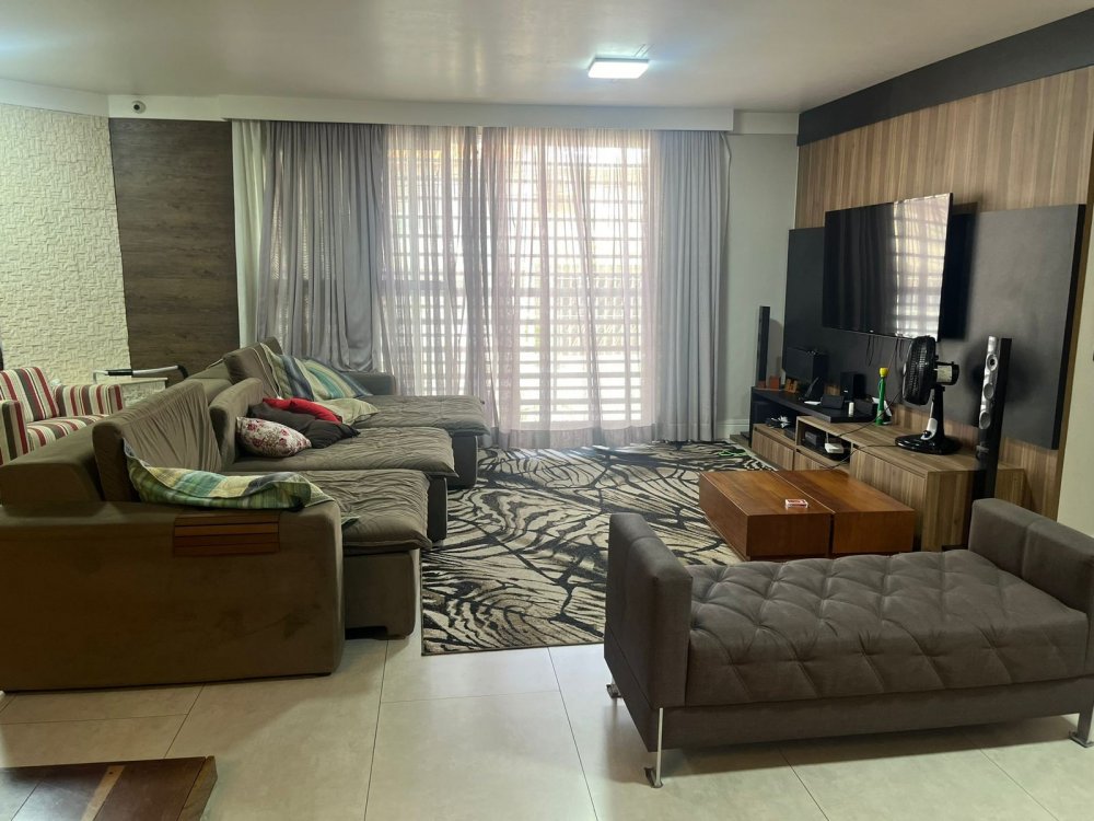 Casa, 4 quartos, 340 m² - Foto 3