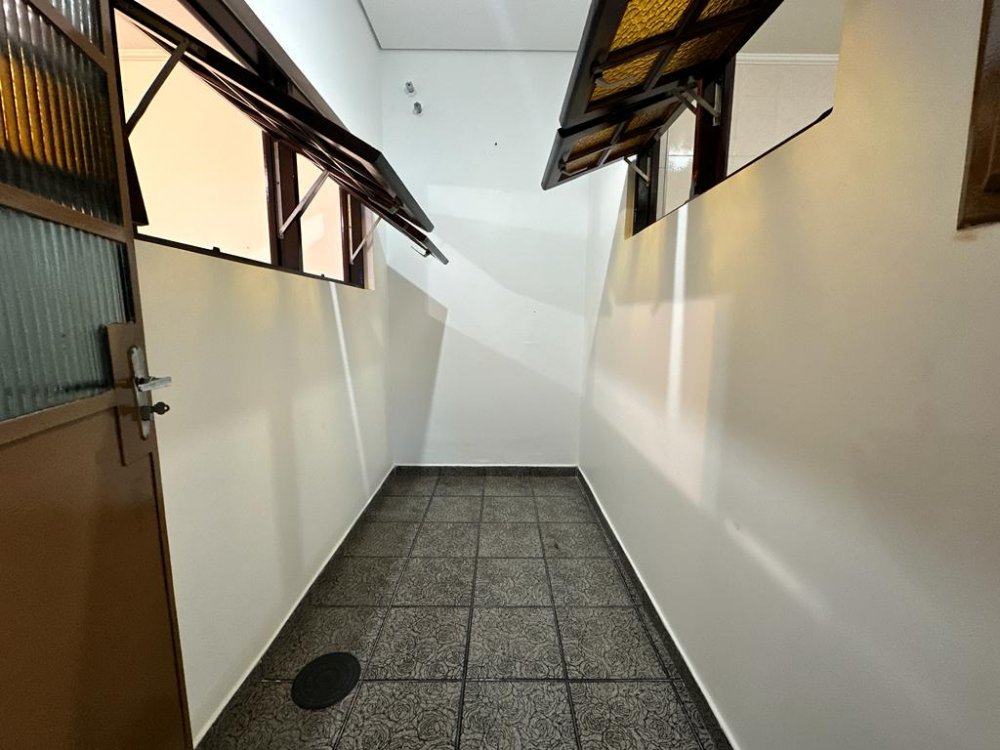 Casa, 3 quartos, 220 m² - Foto 38