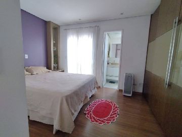 Condom�nio Edif�cio Avigliana