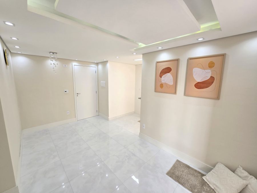 Apartamento - Venda - Vila Carmosina - São Paulo - SP