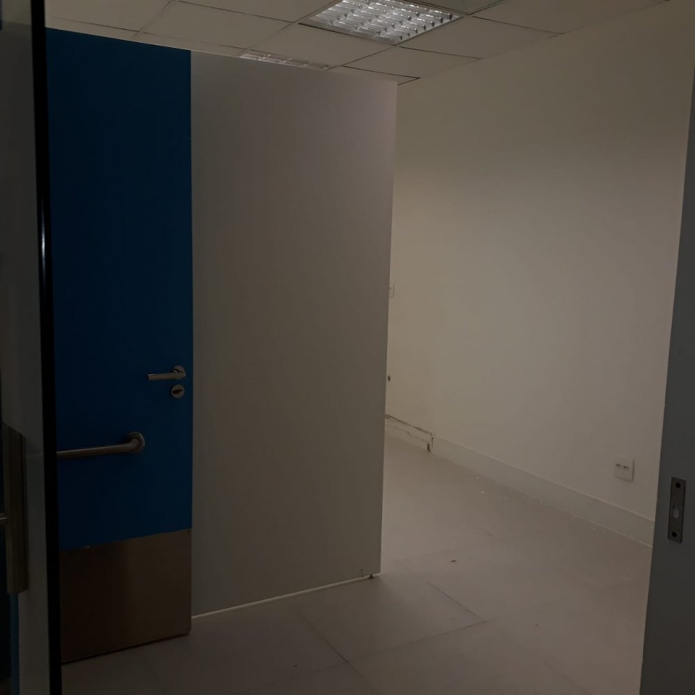 Comercial / Sala - São Paulo, SP no bairro Bela Vista — foto 2