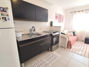 Apartamento com 2 Quartos Para Vender na Vila Ema